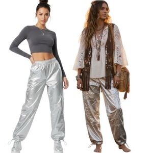 ZARA Shiny Metallic Silver Parachute Mid Rise Pants size small